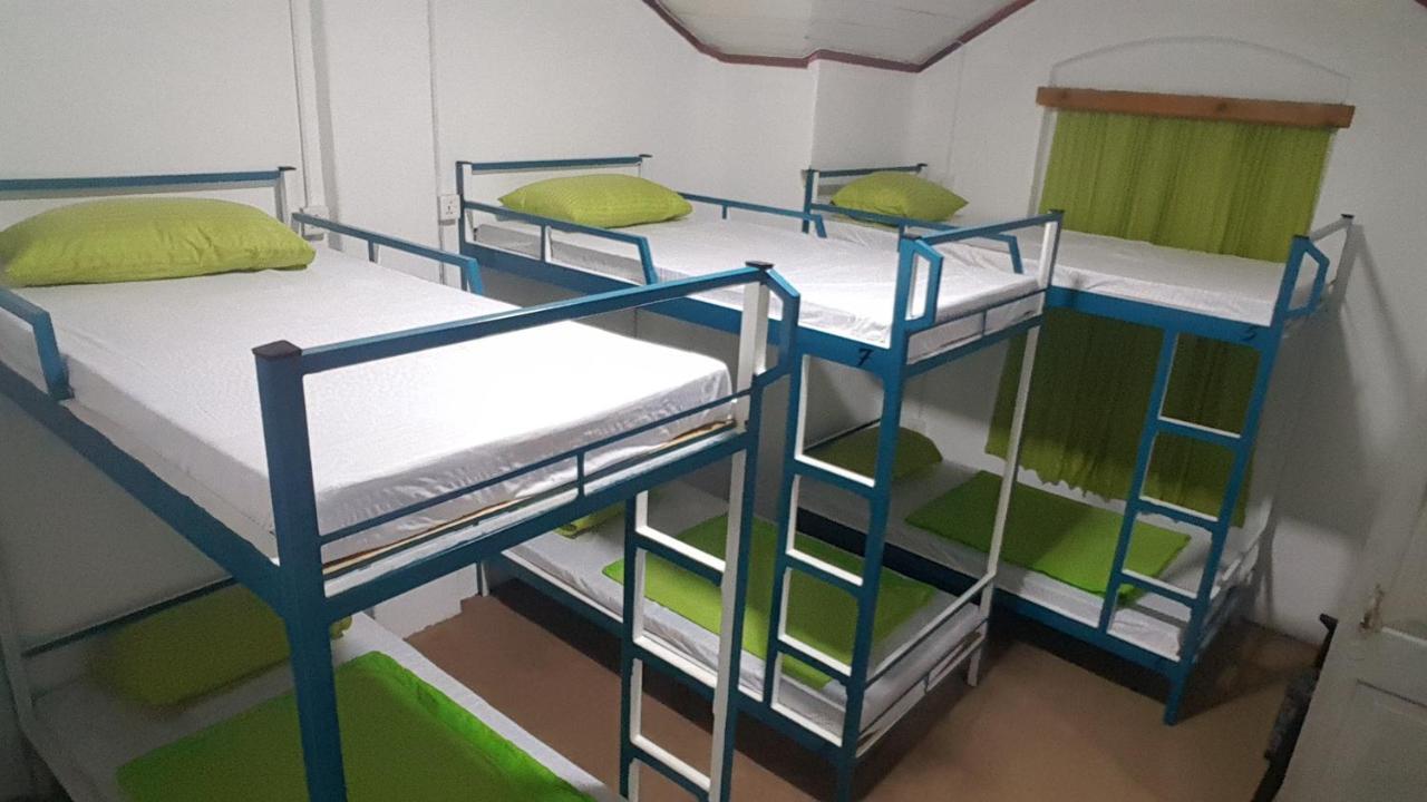 Leisure Nest Hostel 누와라 엘리야 외부 사진